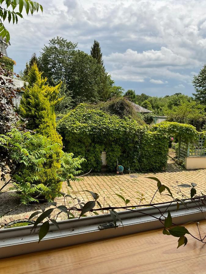 Appartement Le Glycine a Manoir Sainte Cecile à Juvigny-Val-d'Andaine Extérieur photo