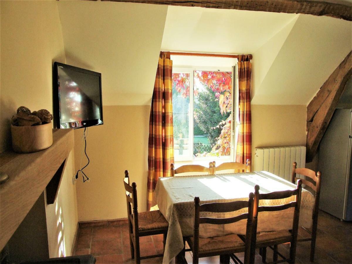 Appartement Le Glycine a Manoir Sainte Cecile à Juvigny-Val-d'Andaine Extérieur photo