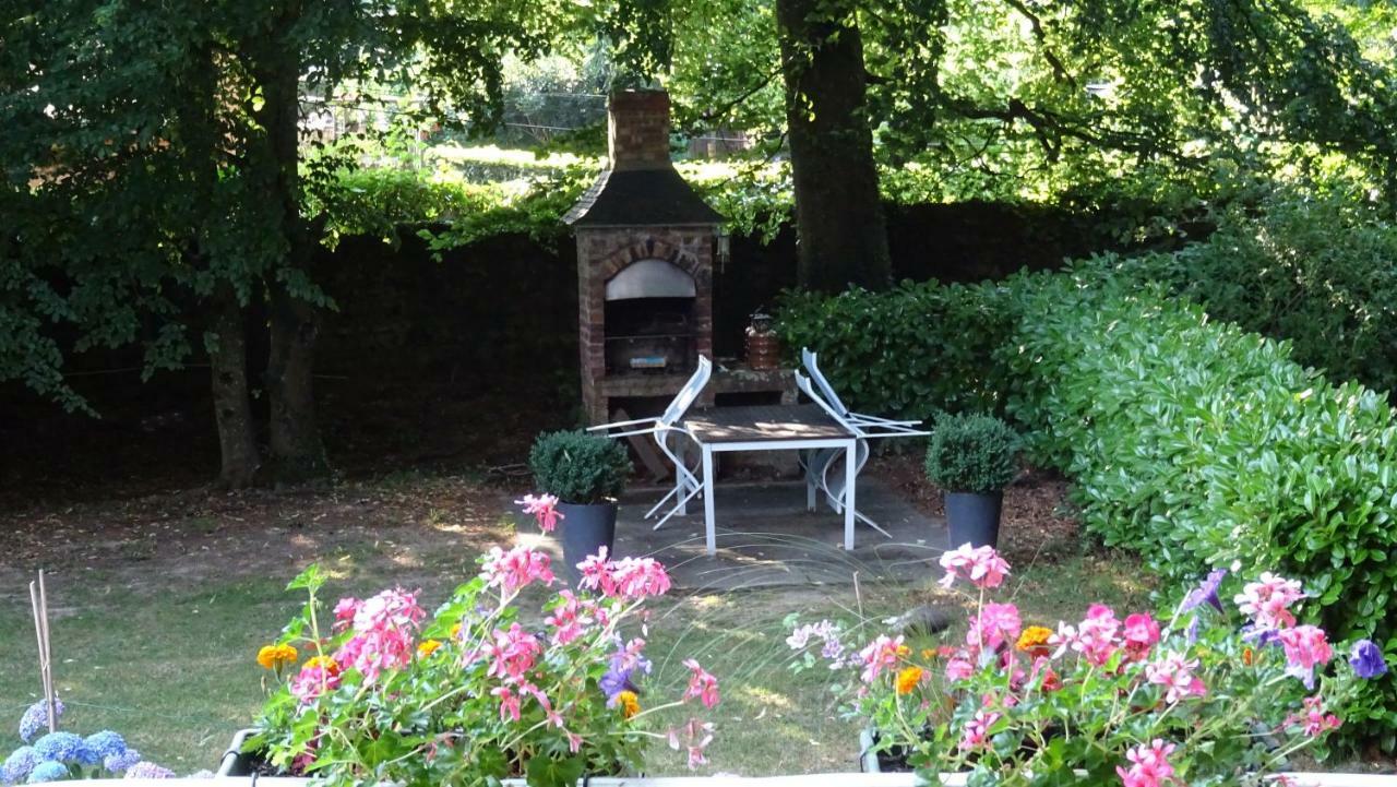 Appartement Le Glycine a Manoir Sainte Cecile à Juvigny-Val-d'Andaine Extérieur photo